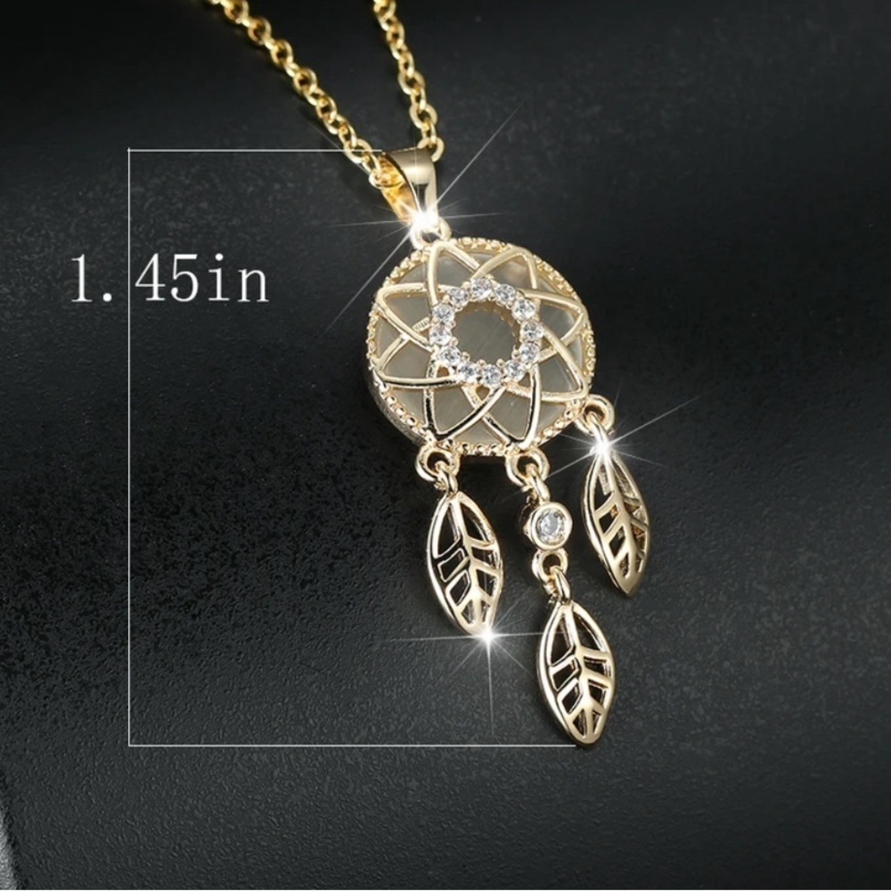 18K Gold Dream Catcher With Feathers Tassels and Diamond Accents - Picture 8 of 8